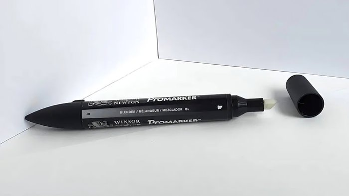 Winsor & Newton Promarker Colorless Blender - best solvents to blend colored pencils