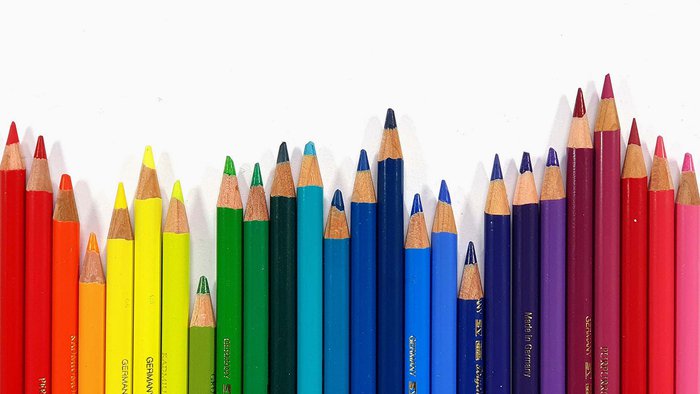 colored pencils next to each other in colored order - colored pencil tips for beginners
